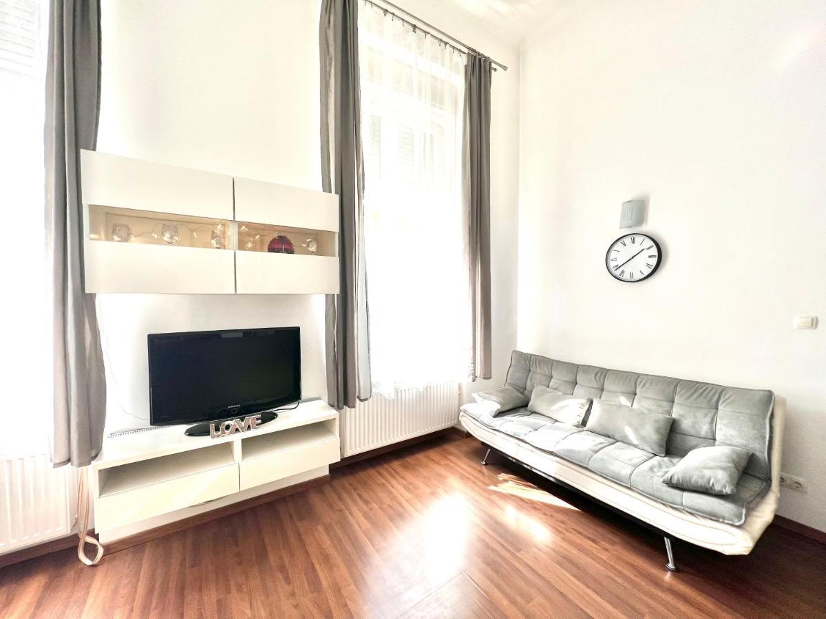Ricky Apartment ブダペスト エクステリア 写真