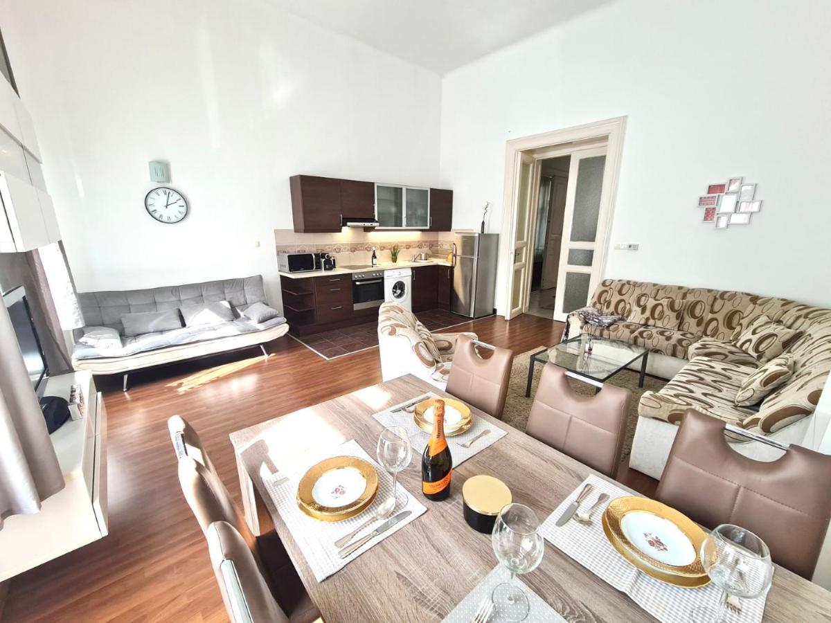 Ricky Apartment ブダペスト エクステリア 写真